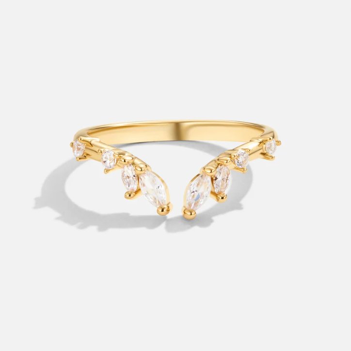 Noelia - Golden Crystal Glass Ring
