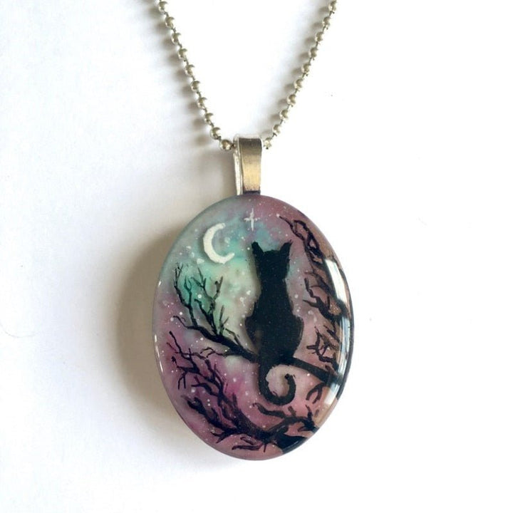 Charming Cat Necklace: 'The Starry Night' Design